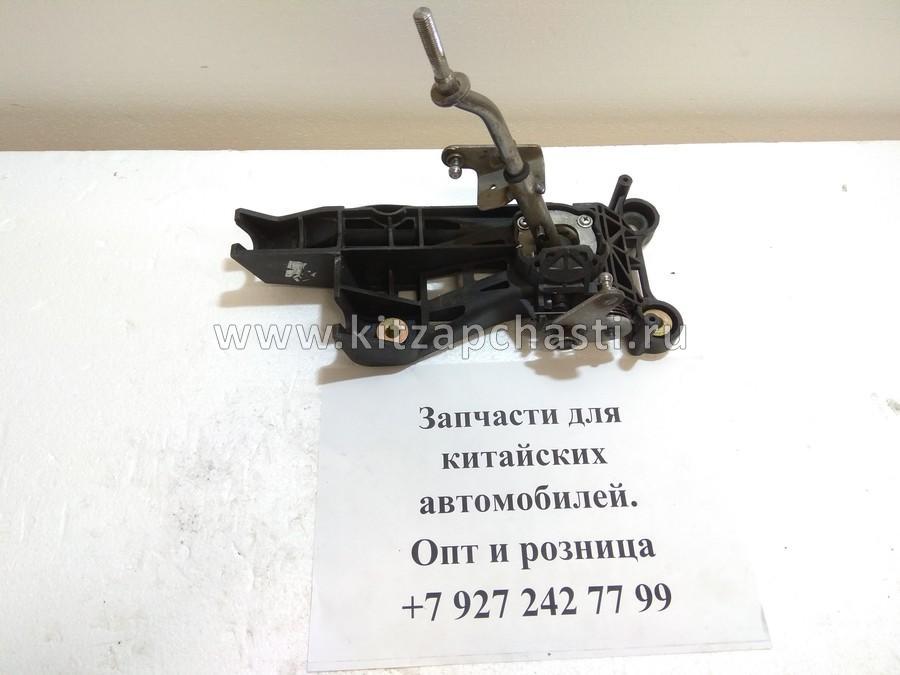 Рычаг КПП FAW Besturn B50 A0146100